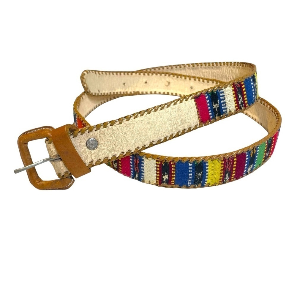 Vintage Peruvian Hand Woven Multicolor Embroidery & Leather Belt🤍